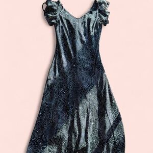 Chic Black Patterned Maxi Dress